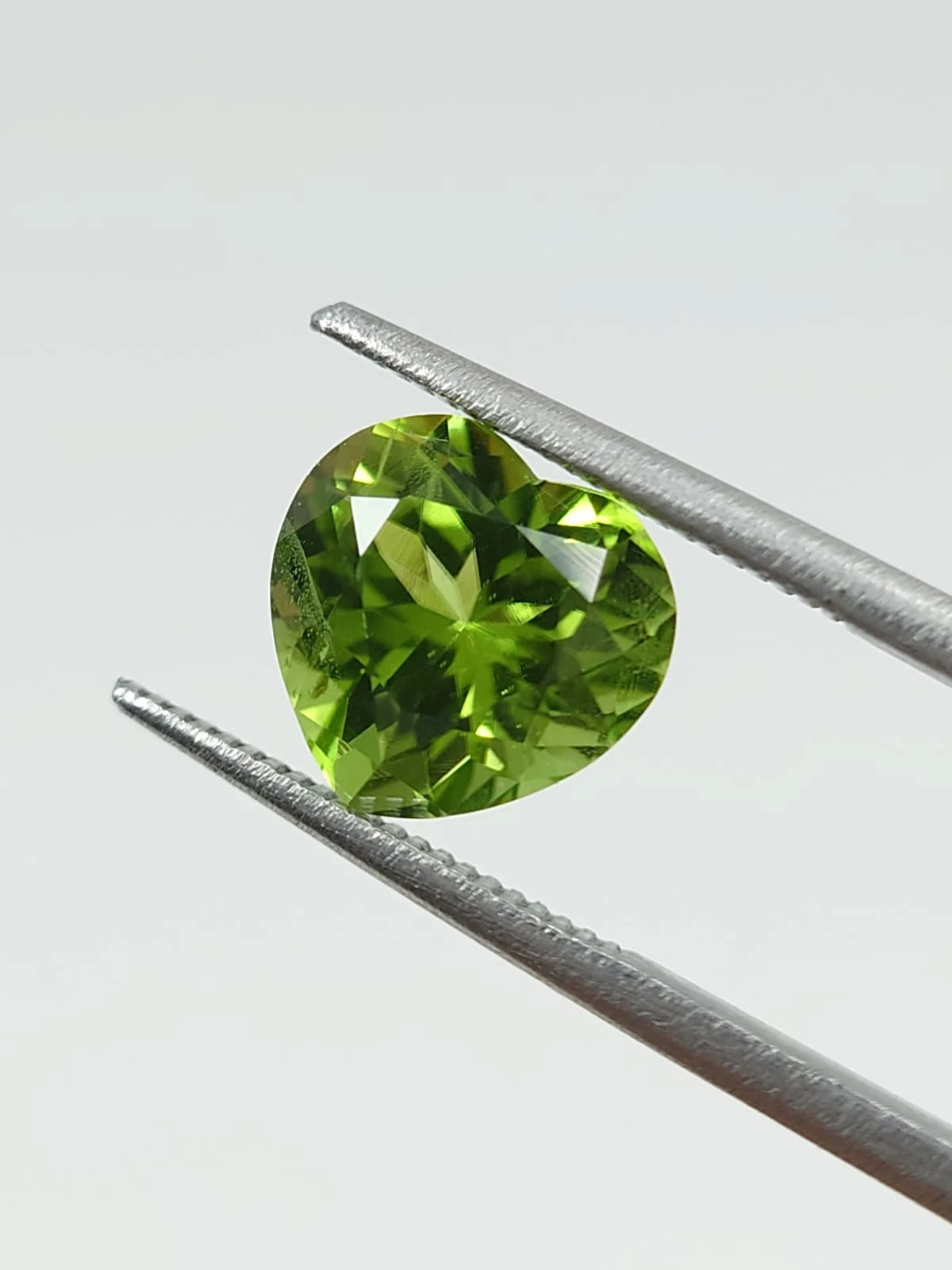 3.09ct Natural Stunning Peridot Heart Cut From Pakistan — view 5